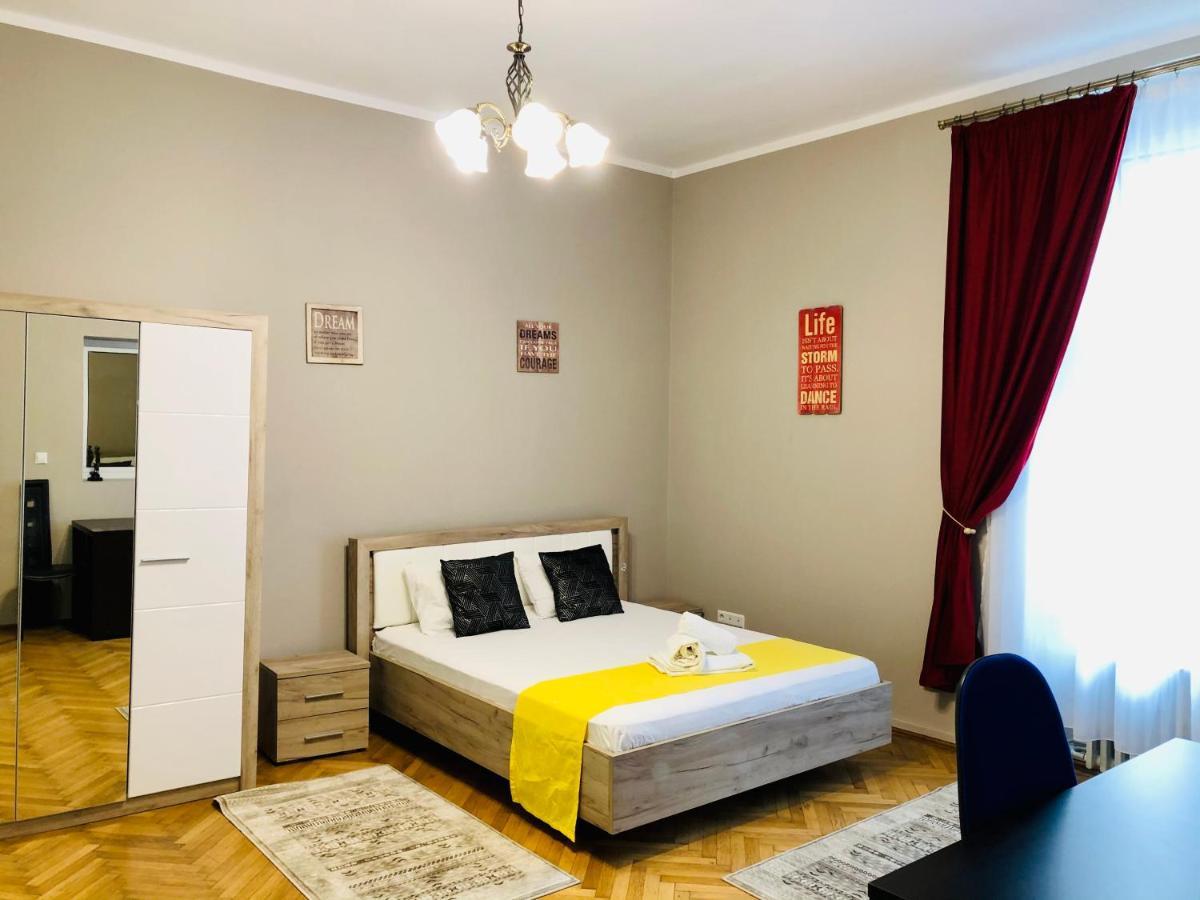 טימישוארה Ultra-Central Apartment Just In Union Squere מראה חיצוני תמונה