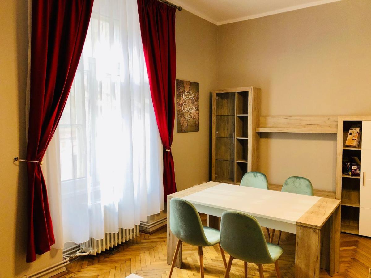 טימישוארה Ultra-Central Apartment Just In Union Squere מראה חיצוני תמונה