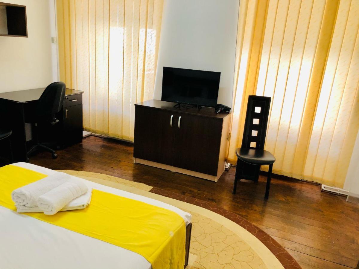 טימישוארה Ultra-Central Apartment Just In Union Squere מראה חיצוני תמונה