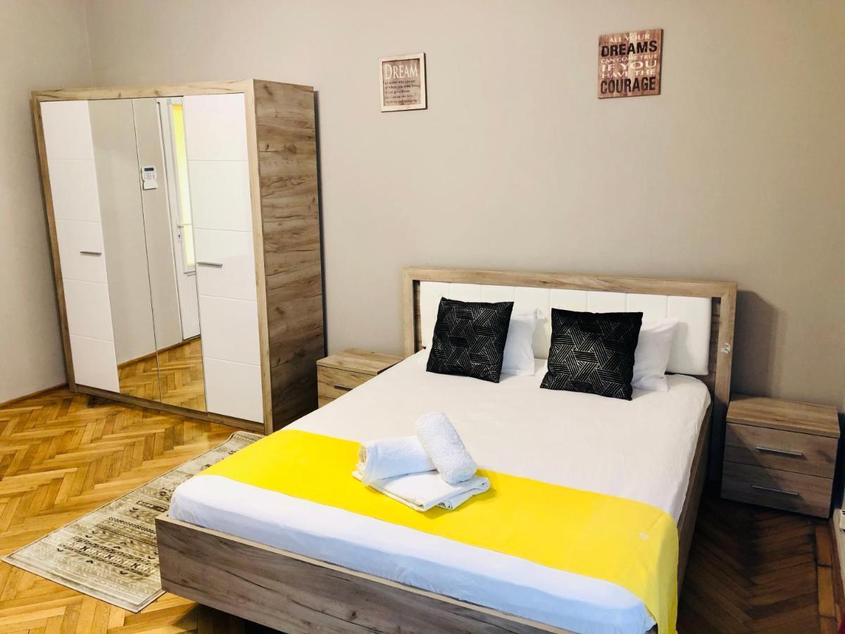 טימישוארה Ultra-Central Apartment Just In Union Squere מראה חיצוני תמונה