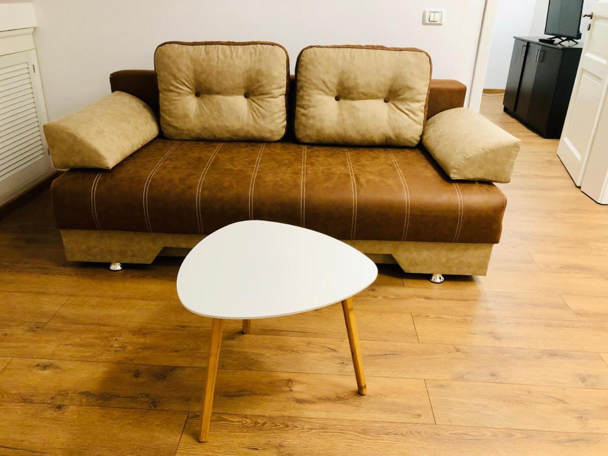 טימישוארה Ultra-Central Apartment Just In Union Squere מראה חיצוני תמונה